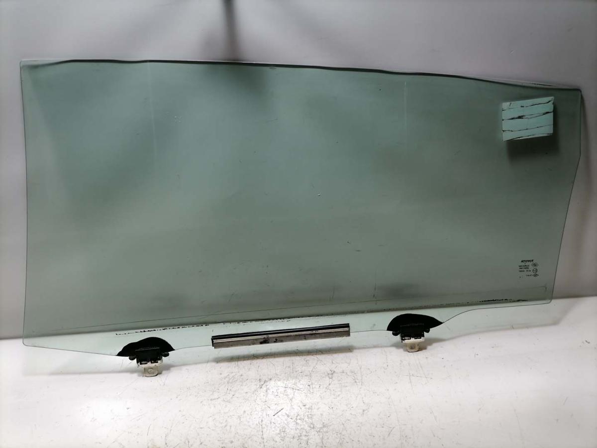 Toyota Corolla Verso original T&uuml;rscheibe hinten rechts Bj.2004